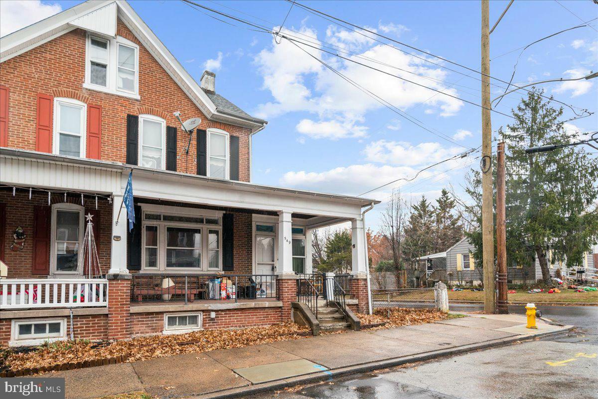 Property Photo:  549 Willow Street  PA 19464 