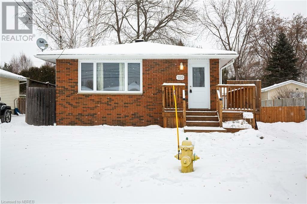 Property Photo:  108 Strathcona Drive  ON P1A 2N3 