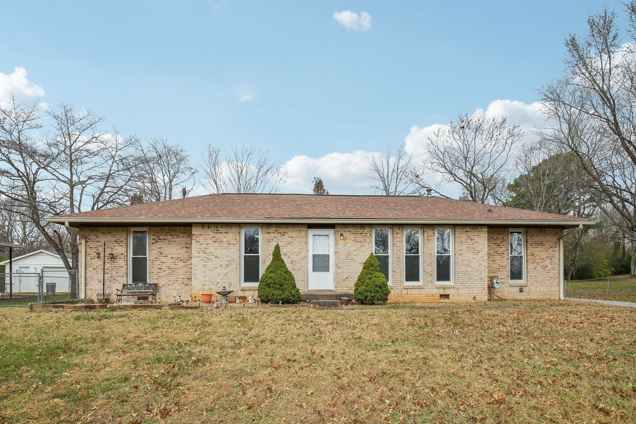 Property Photo:  203 Short St  TN 37042 