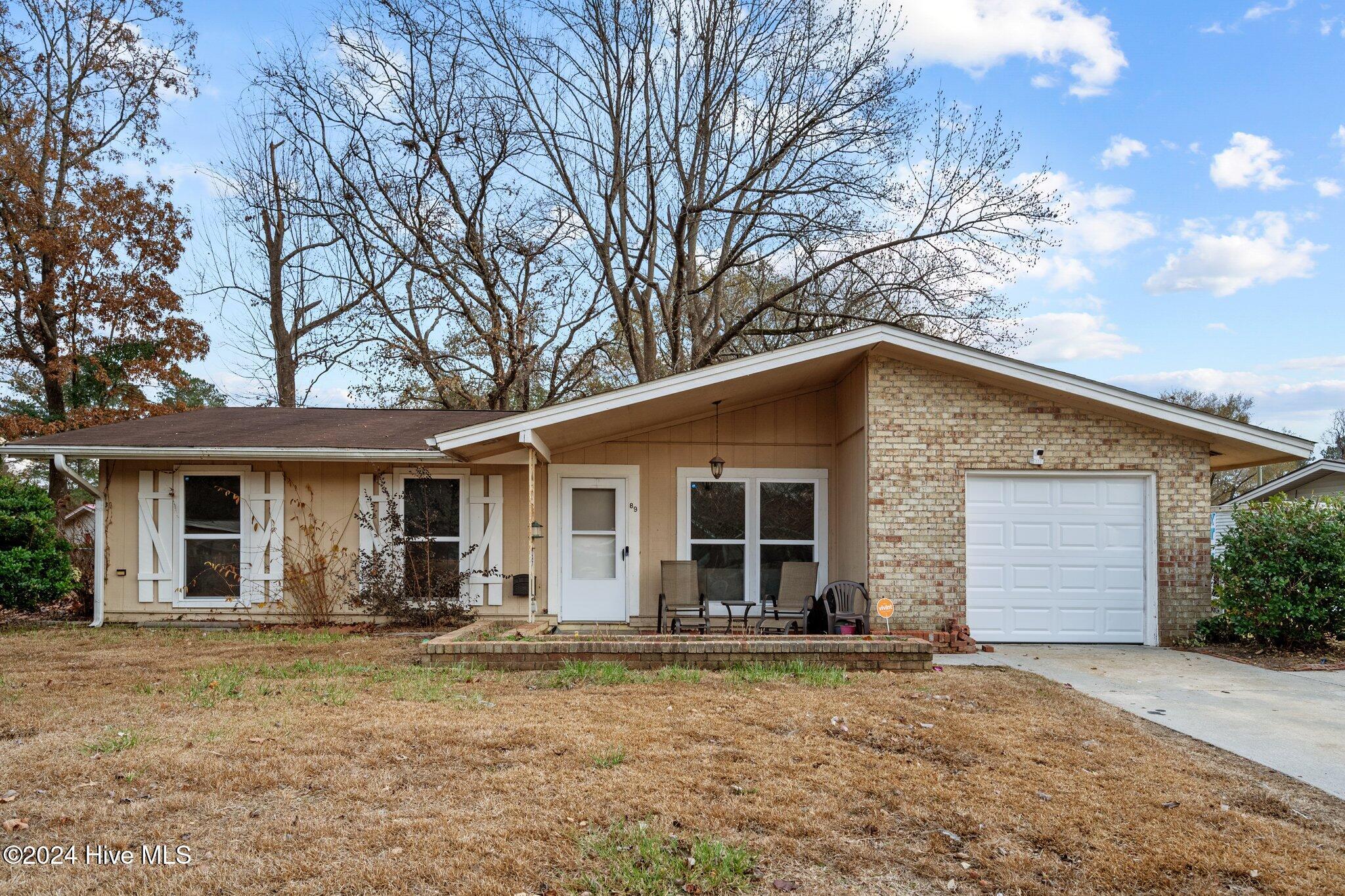 Property Photo:  89 Parkway Drive  NC 28540 