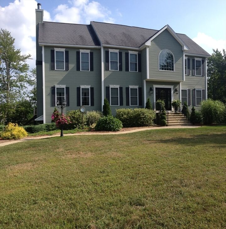 707 Stafford St  Leicester MA 01542 photo