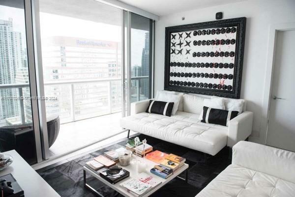 Property Photo:  495 Brickell Ave 3805  FL 33131 