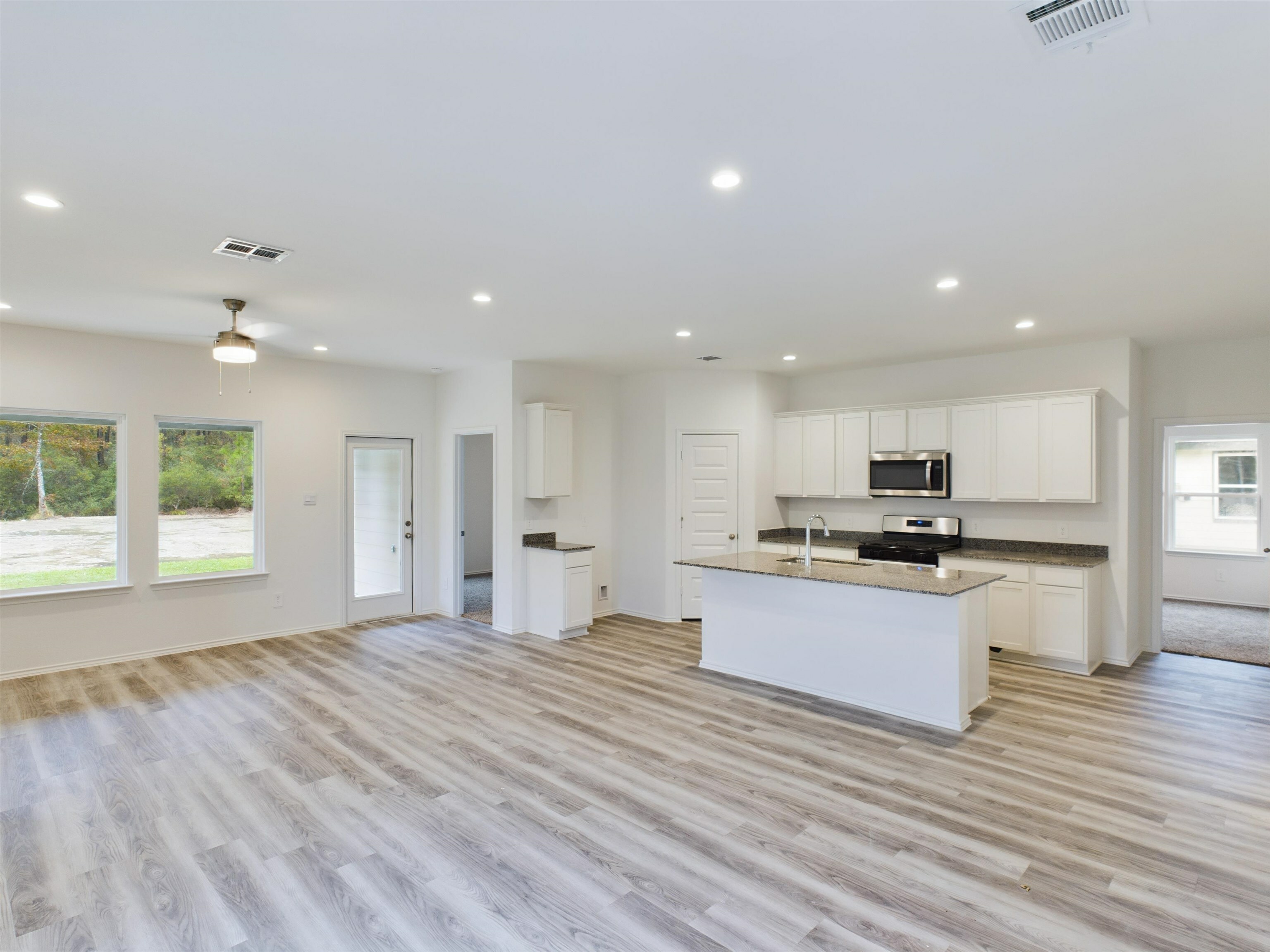 Property Photo: 1730 Holly Trails TX 77659