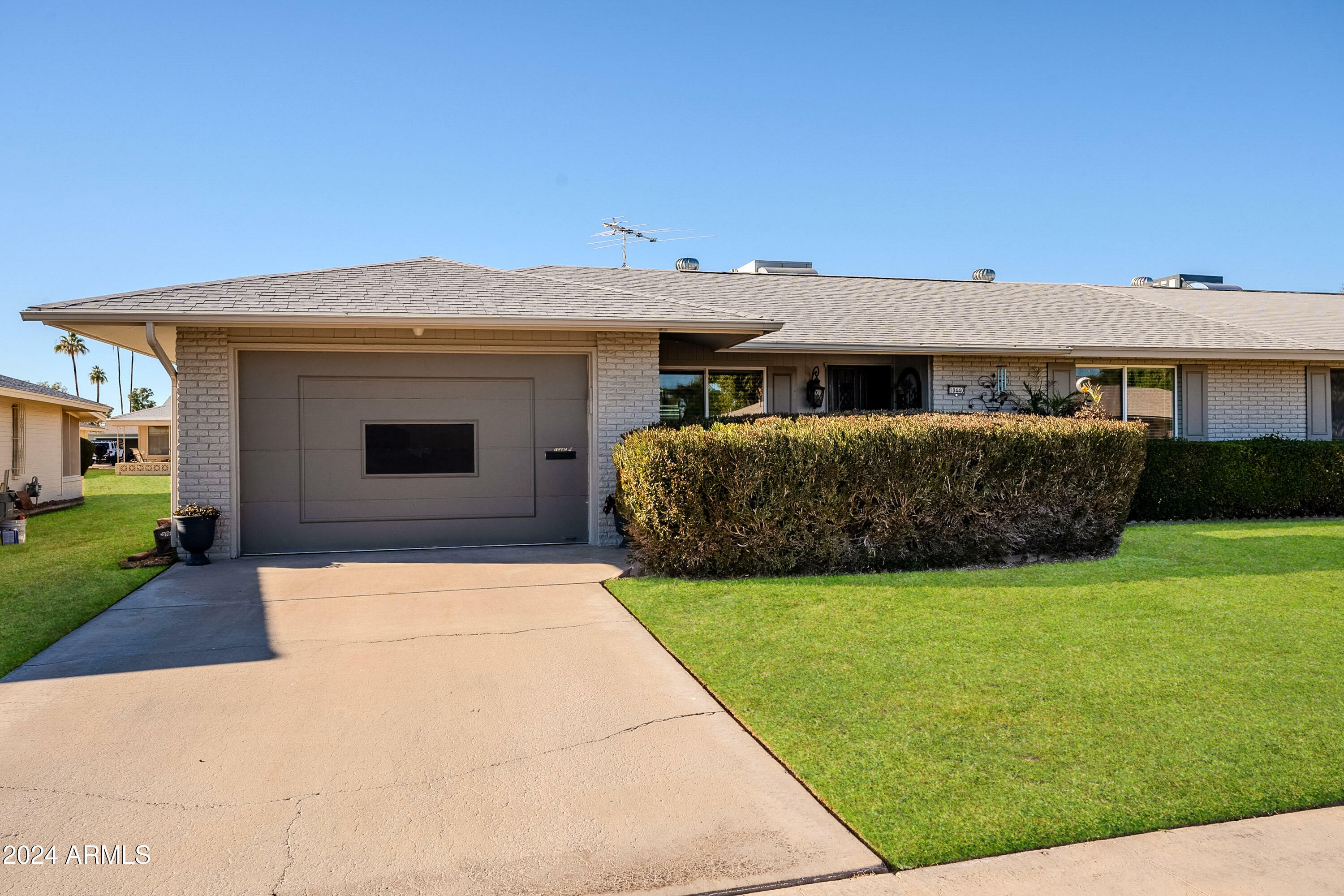 Property Photo:  10440 W Kingswood Circle  AZ 85351 