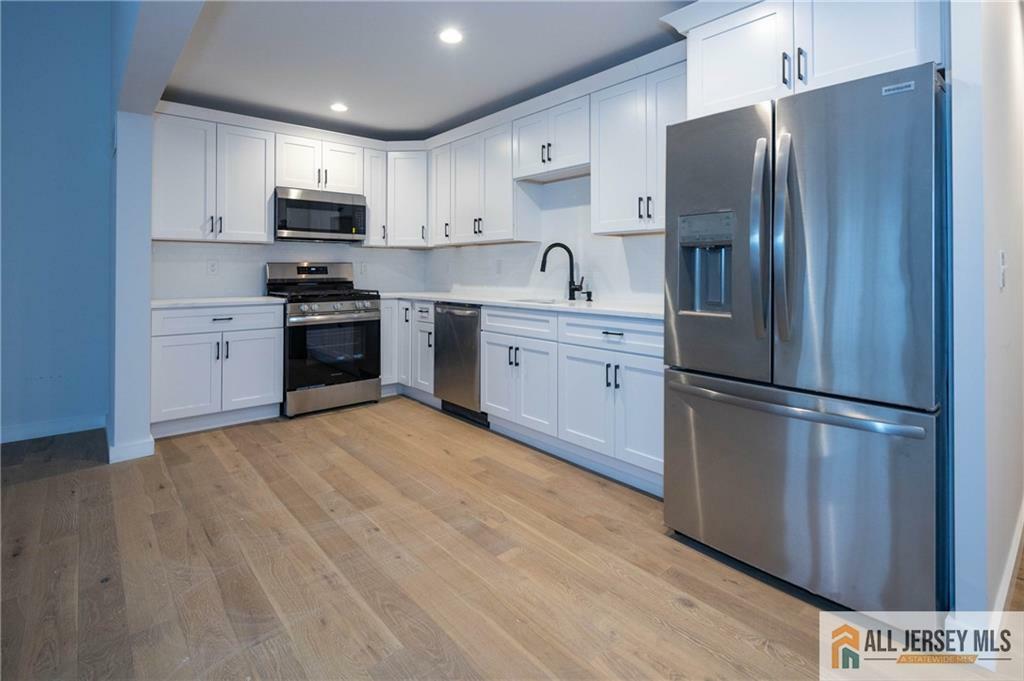 Property Photo:  704 Cook Avenue  NJ 08846 