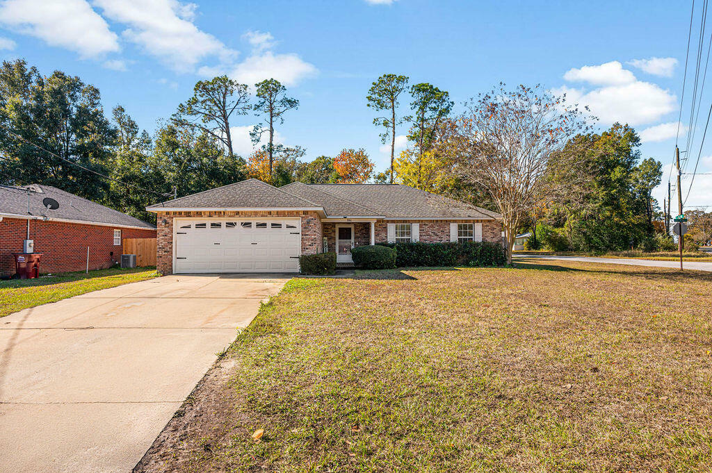 Property Photo:  990 McCaskill Street  FL 32536 