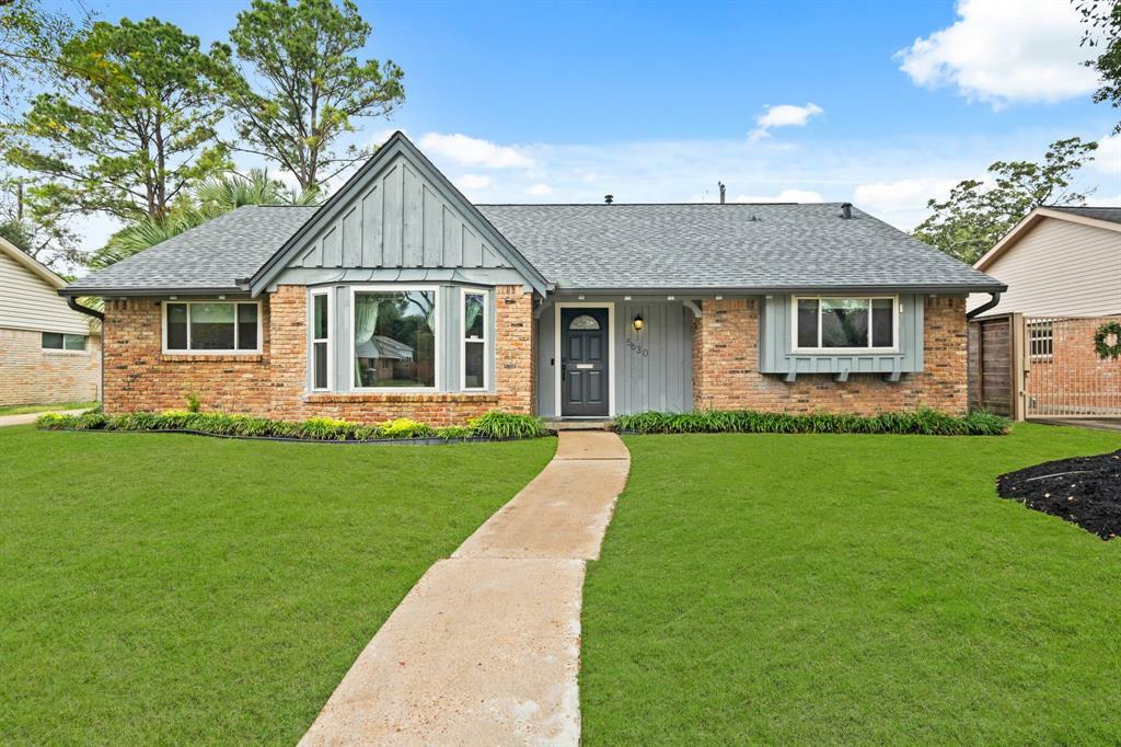 Property Photo:  5630 Yarwell Drive  TX 77096 