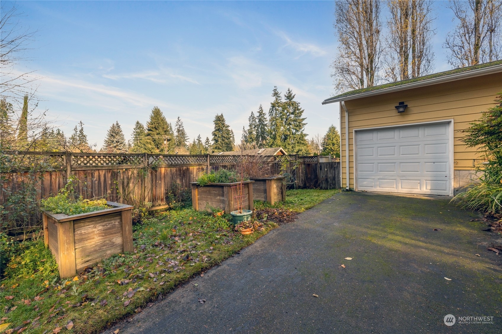 Property Photo:  21817  7th Place W  WA 98021 