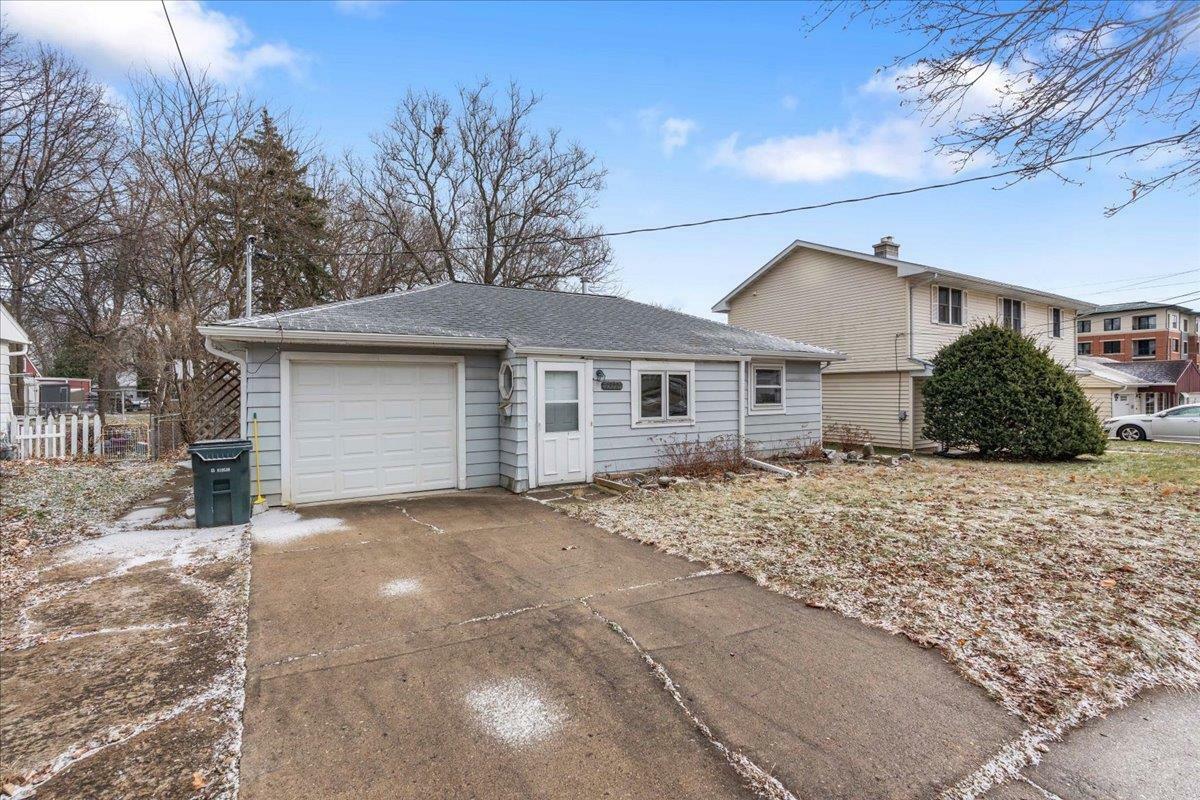 Property Photo:  1317 Oneill Avenue  WI 53704 