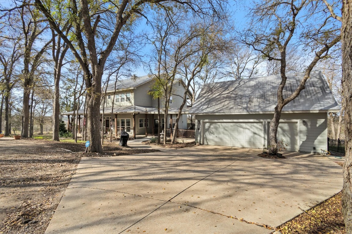 Property Photo:  1295 Berry Lane  TX 78626 