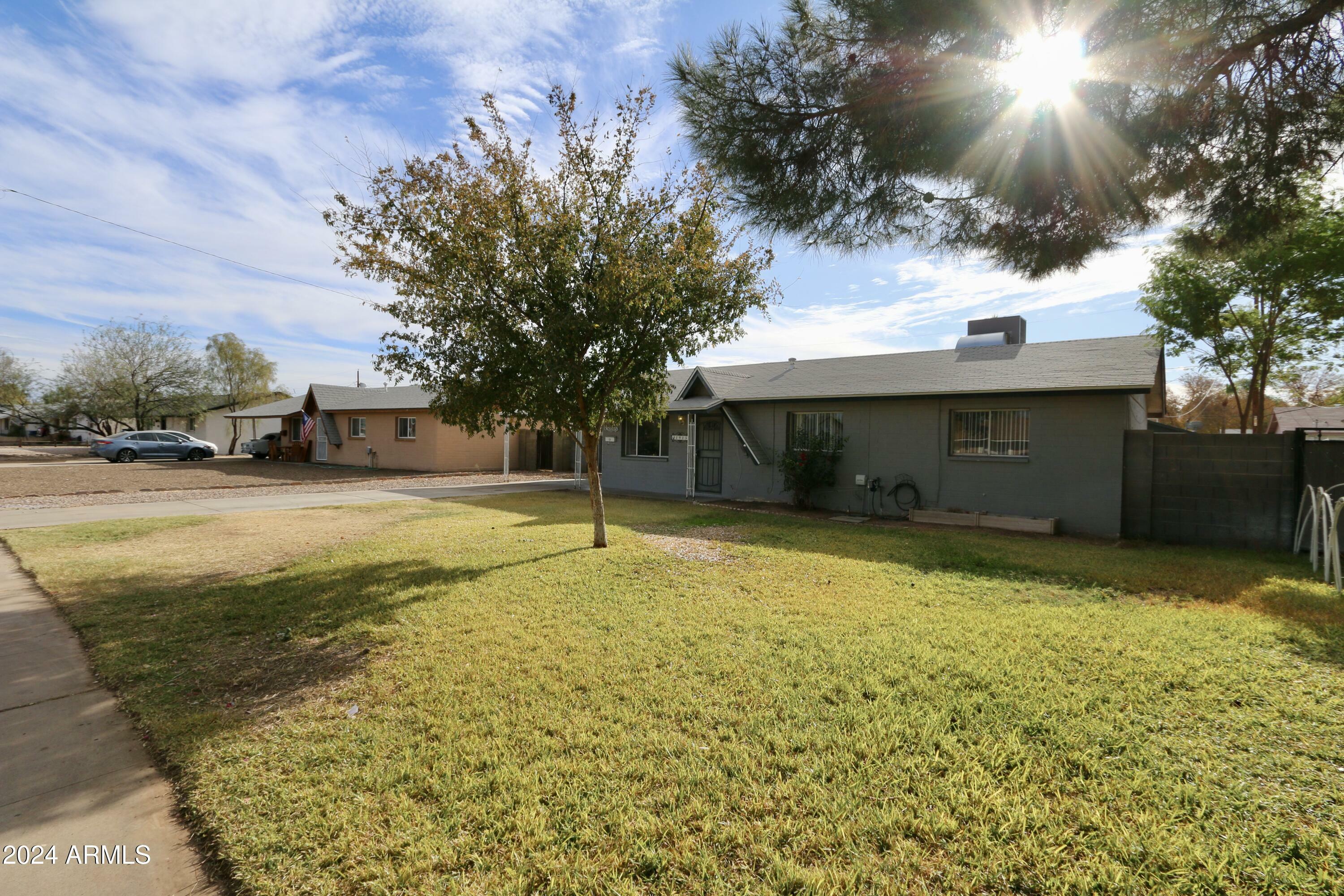 Property Photo:  1915 E Palmcroft Drive  AZ 85282 