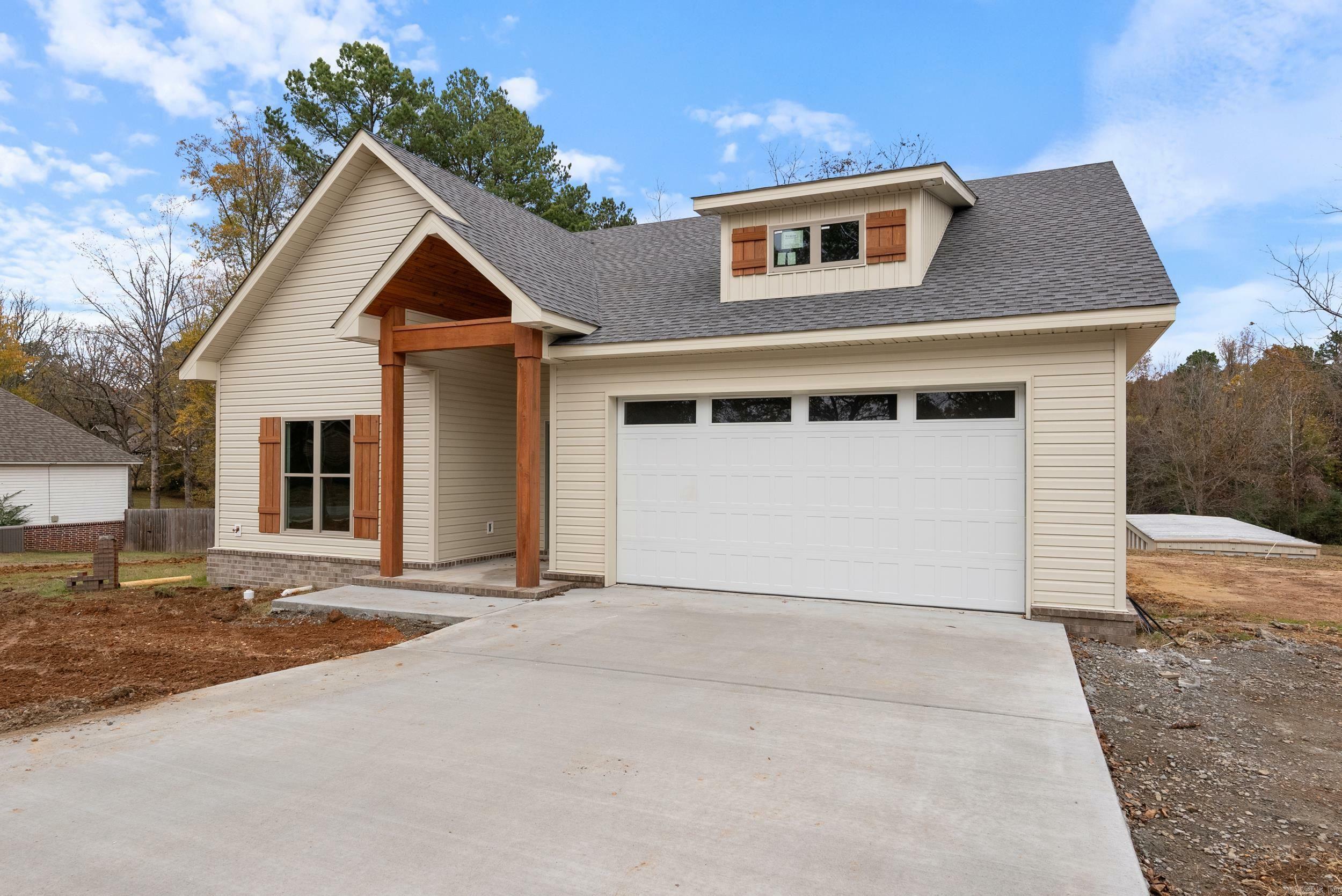 Property Photo:  204 E Sunset Drive  AR 72150 