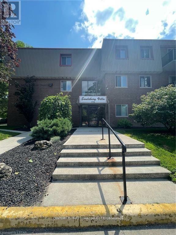 Property Photo: 294 Saulsbury Street 304 ON N7G 2B2
