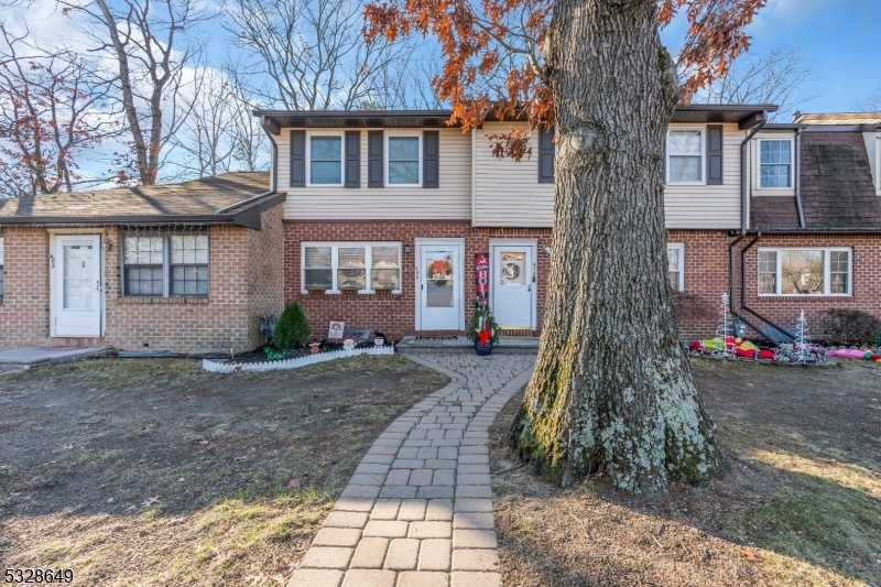 Property Photo: 480 Rena Ct NJ 08724
