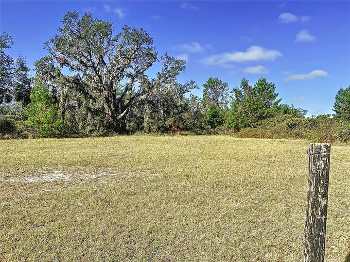 Property Photo: 3350 39th Avenue SE FL 33570