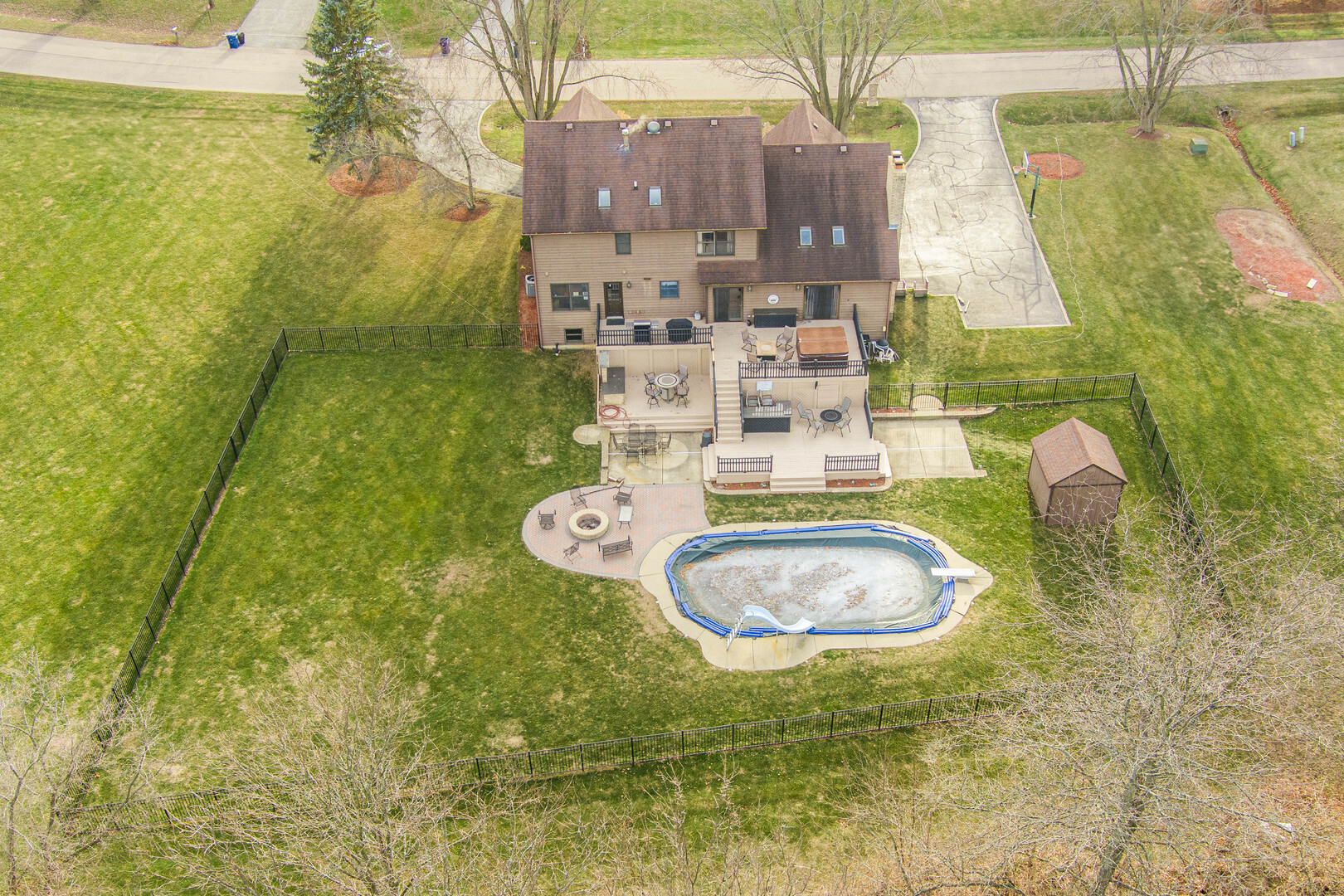 Property Photo:  40W668 S Bridle Creek Drive  IL 60175 