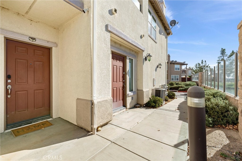 Property Photo:  15415 Park Point Avenue 102  CA 92532 