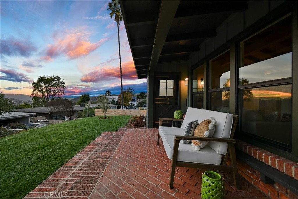 Property Photo:  140 Sequoia Drive  CA 91105 