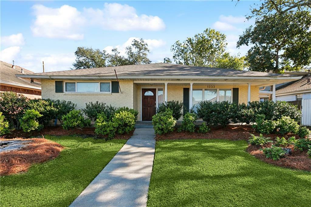 Property Photo:  1233 Melody Drive  LA 70002 