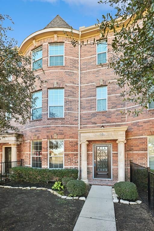 Property Photo: 2500 Rockbrook Drive 2A-19 TX 75067