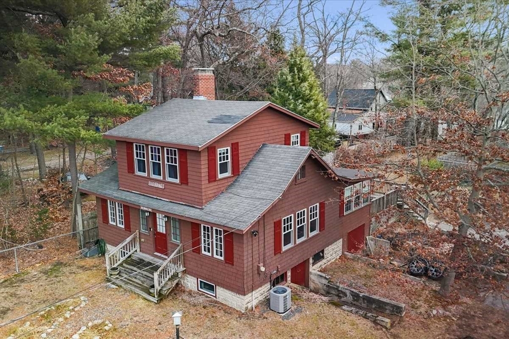 Property Photo:  151 Bridle Rd  MA 01821 