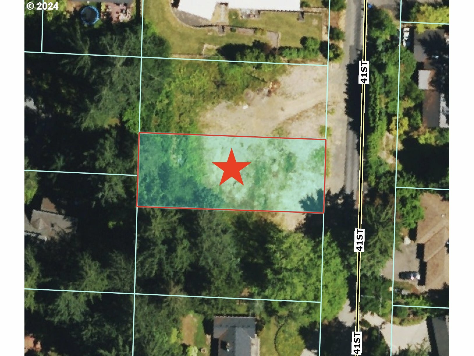 Property Photo:  SW 41st - Lot 2 Ave  OR 97219 