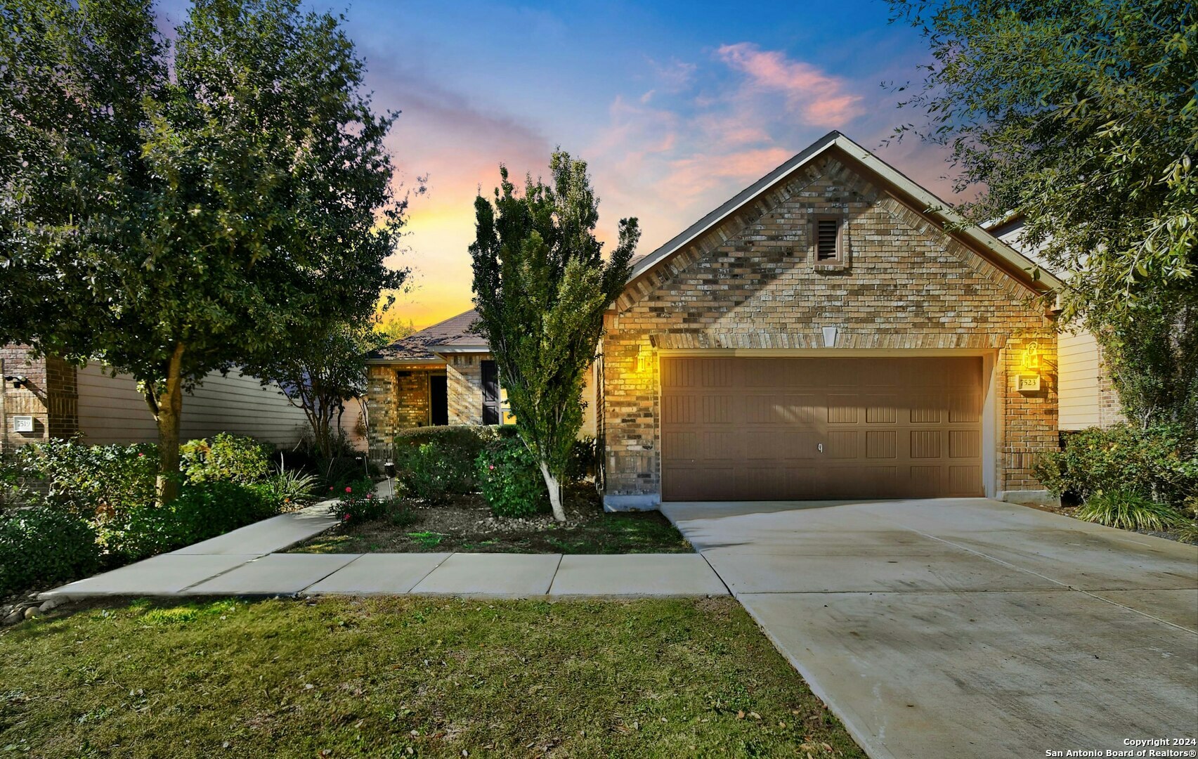 Property Photo:  7523 Copper Mdw  TX 78109 