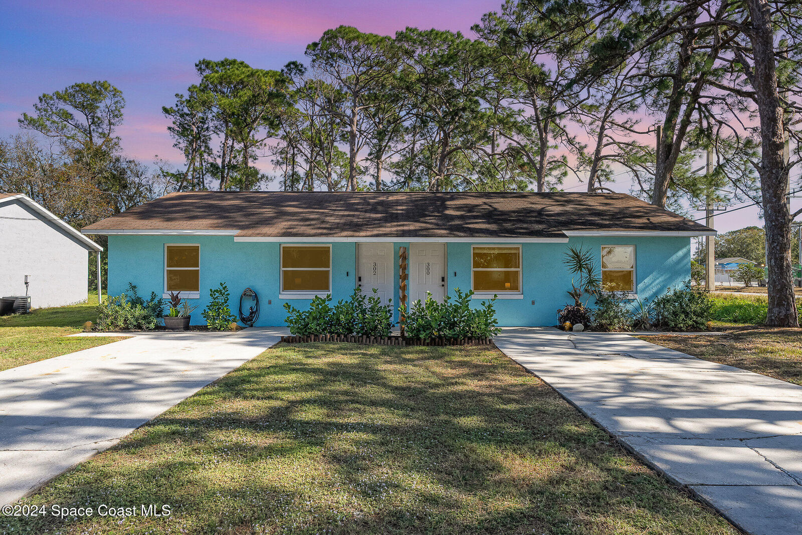 Property Photo:  300 &Amp 302 Palm Avenue  FL 32922 