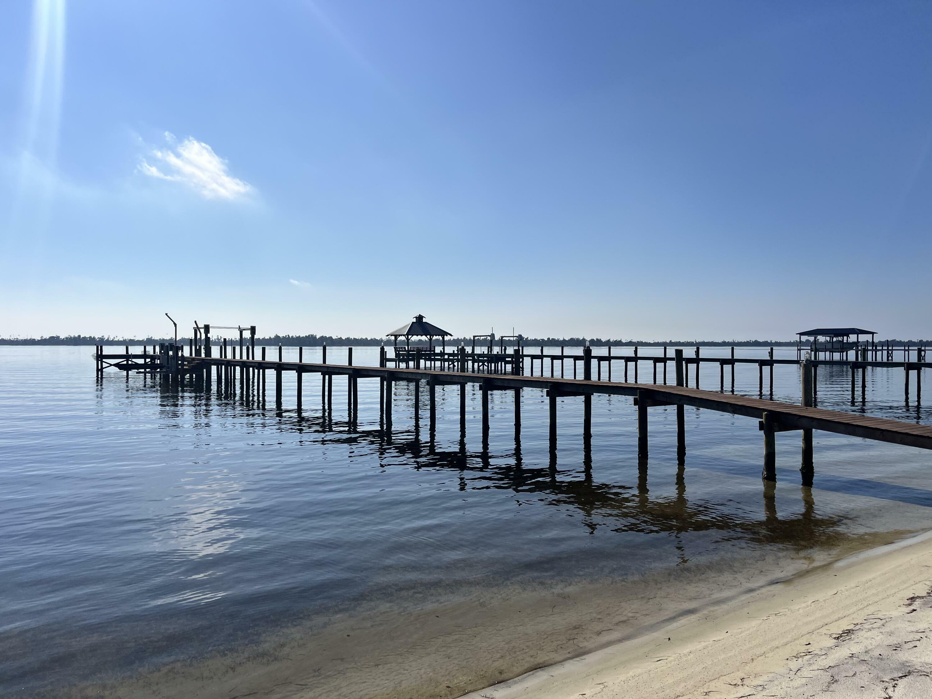 Property Photo:  606 Bunkers Cove Road  FL 32401 