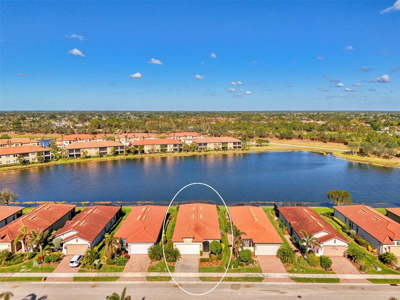 Property Photo:  10428 Crooked Creek Drive  FL 34293 