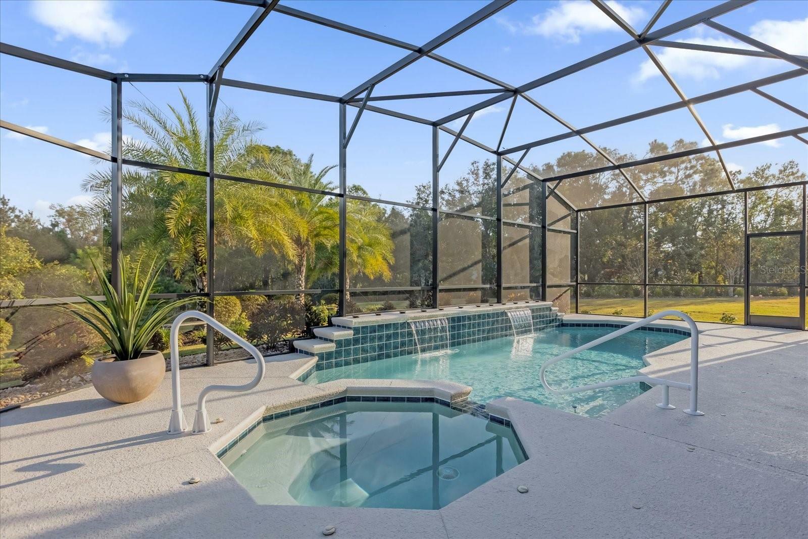 Property Photo:  1974 Wallingford Loop  FL 32757 