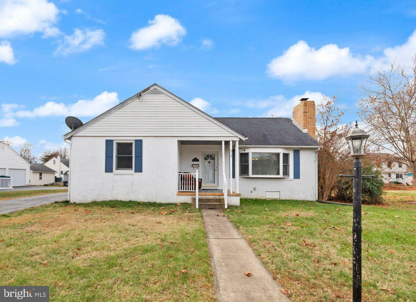 Property Photo:  313 King Street  MD 21921 