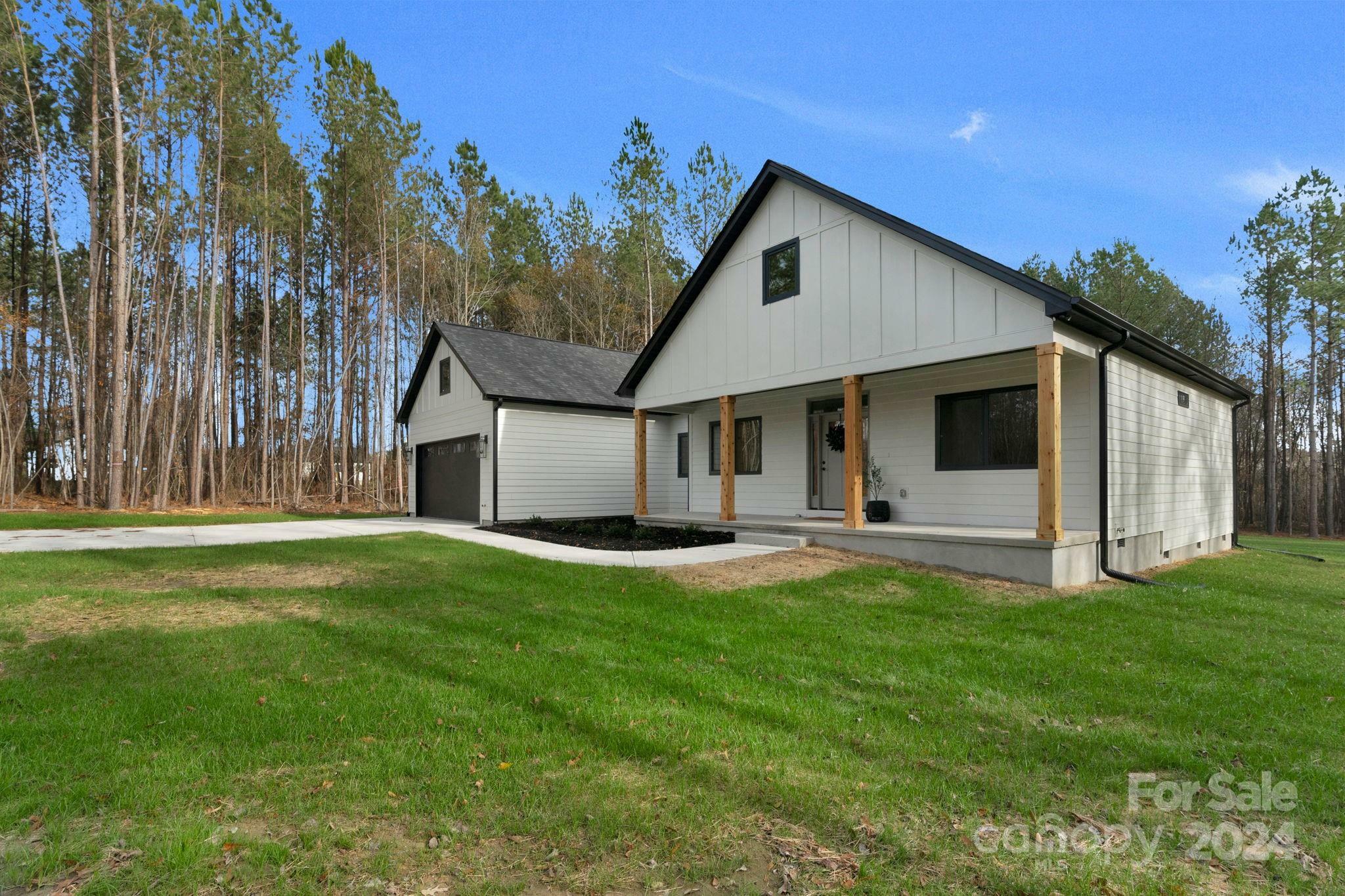 Property Photo:  791 S Grove Street  NC 28092 