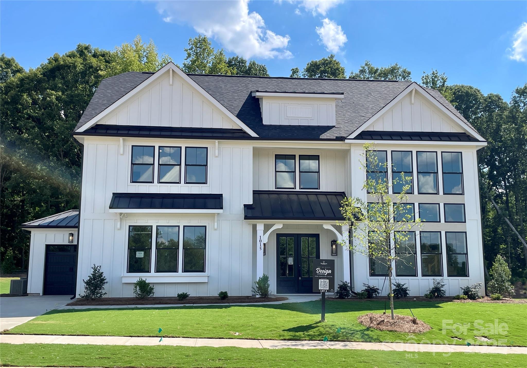 Property Photo: 1015 Kendall Drive 4 NC 28173