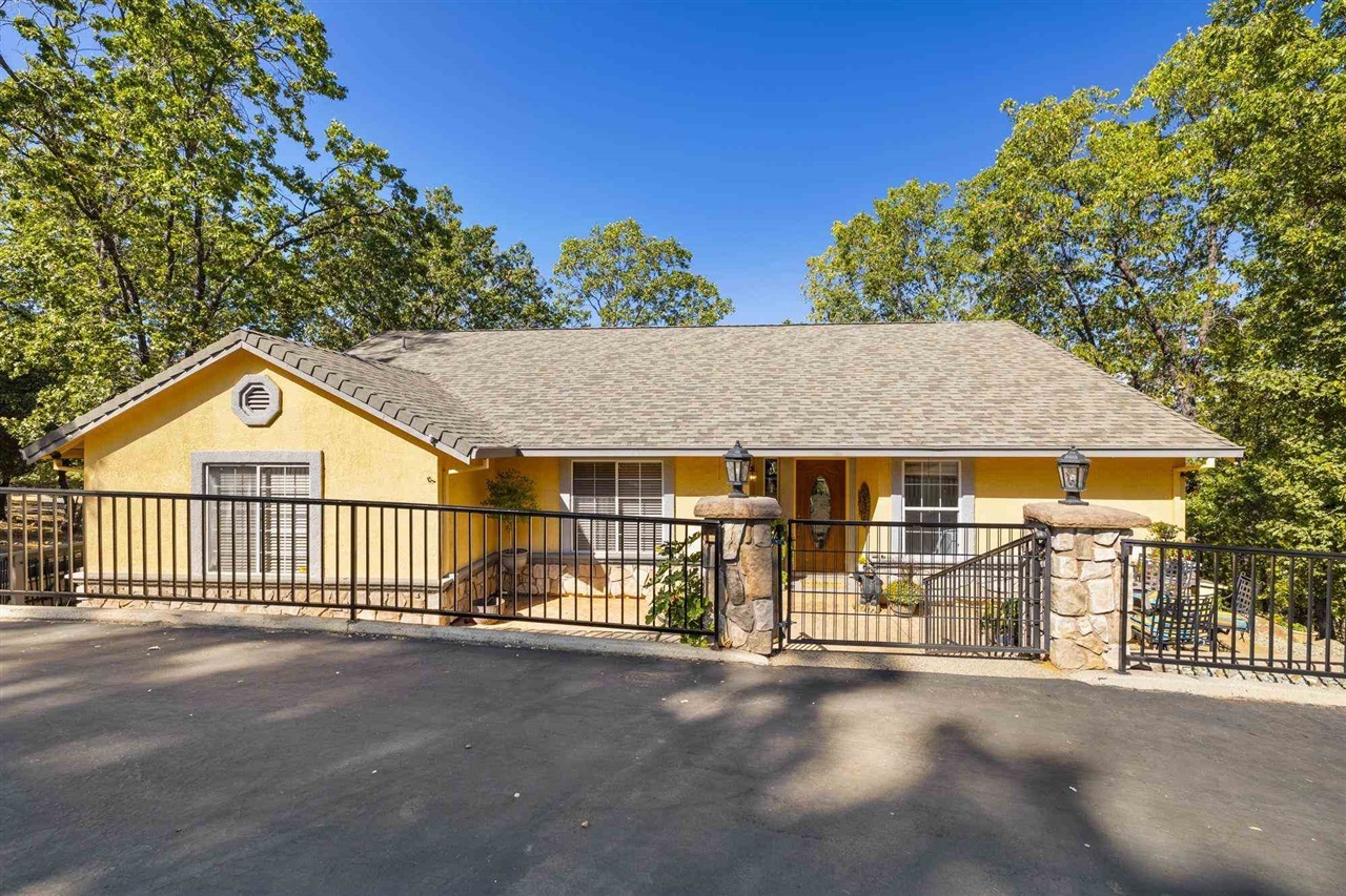 Property Photo: 16690 Ridgewood CA 95370
