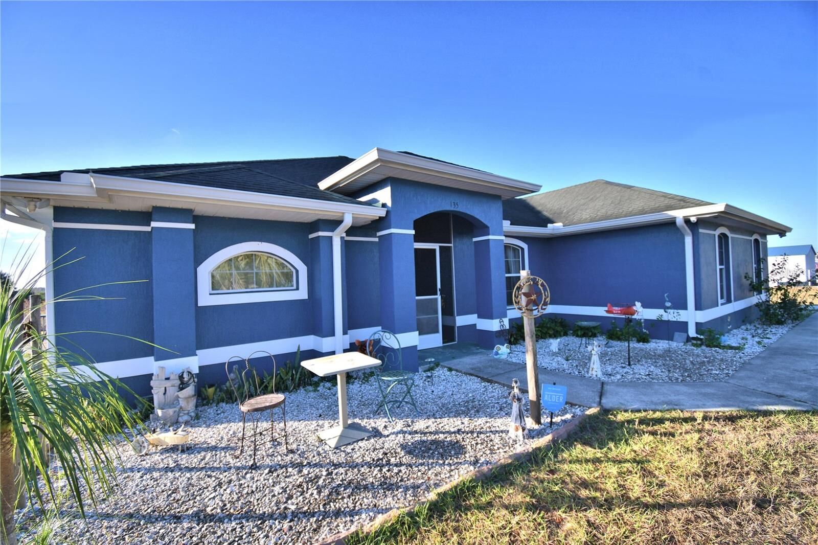 Property Photo:  135 Mi Rancho Road  FL 33837 