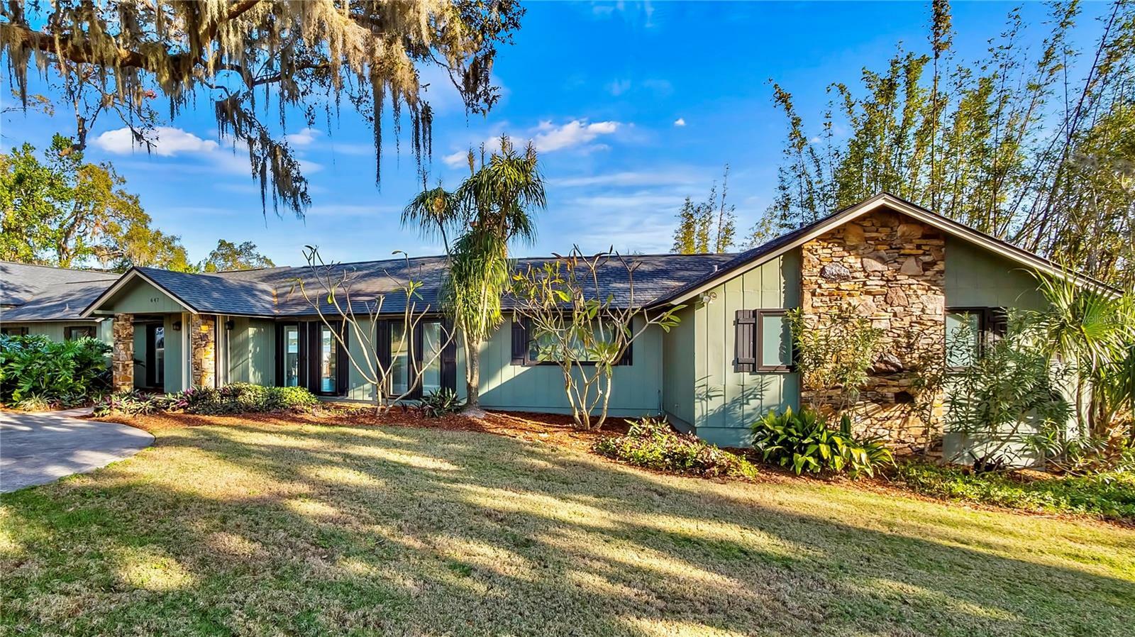 Property Photo:  647 Ridgewood Drive  FL 34786 