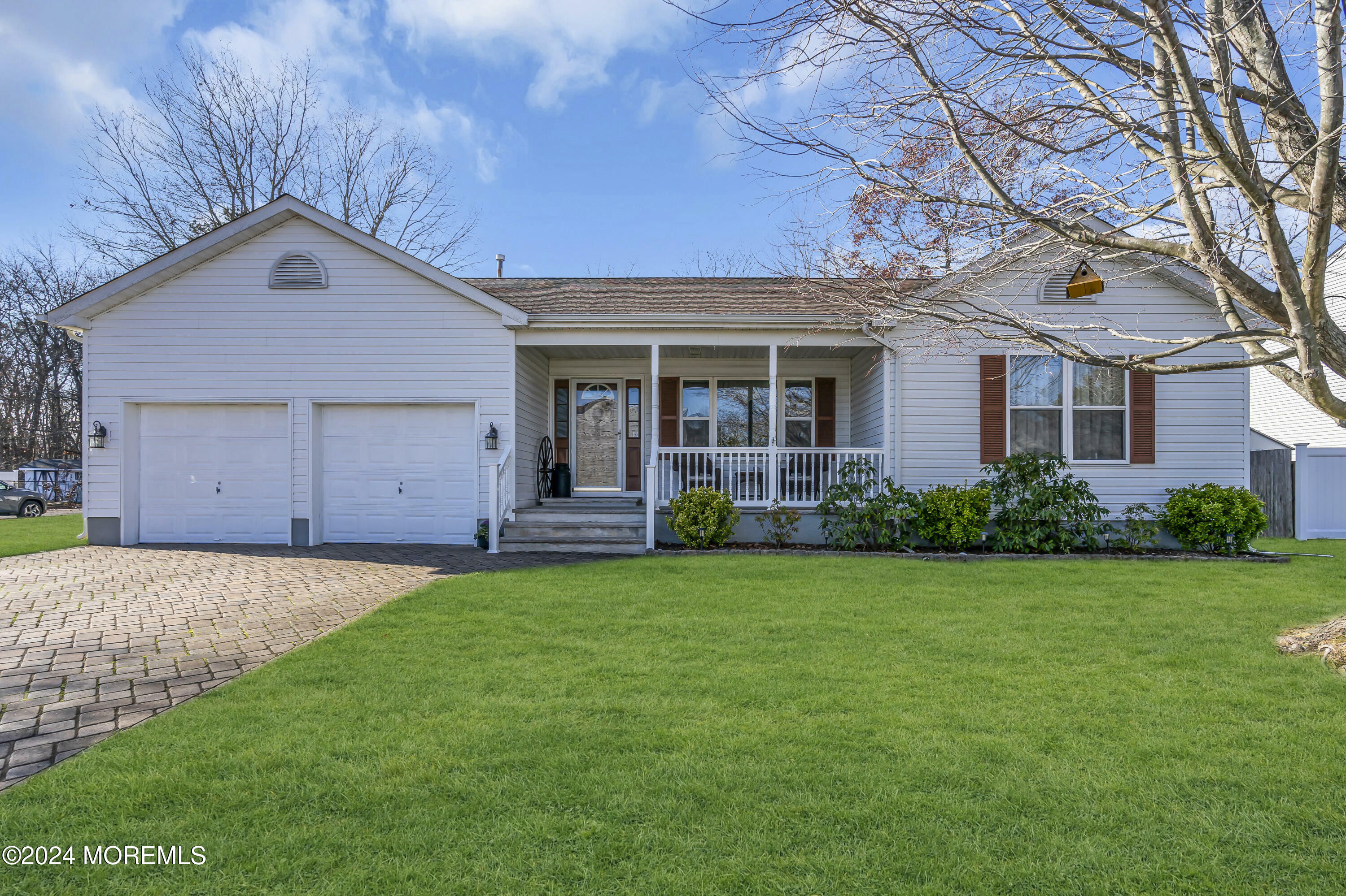 Property Photo:  12 Brentwood Drive  NJ 08721 