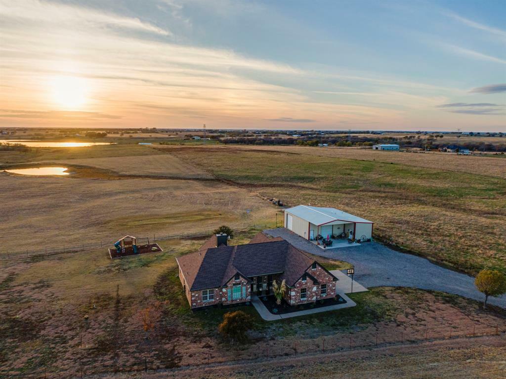 Property Photo: 10365 Singleton Road TX 76065