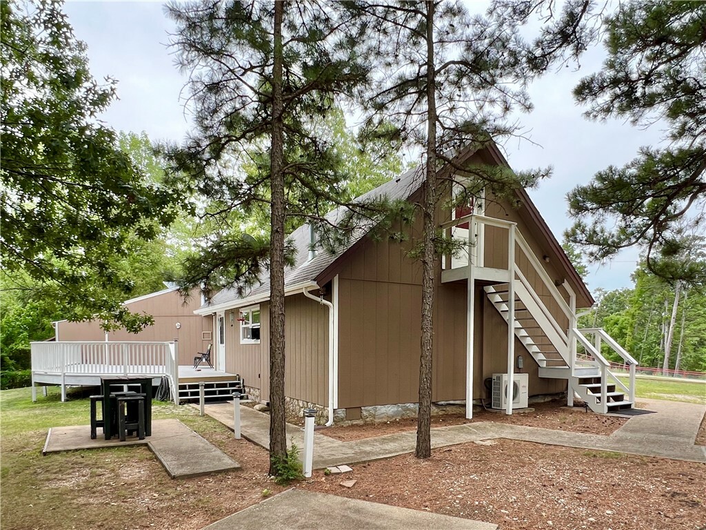 Property Photo:  426 Van Buren  AR 72632 