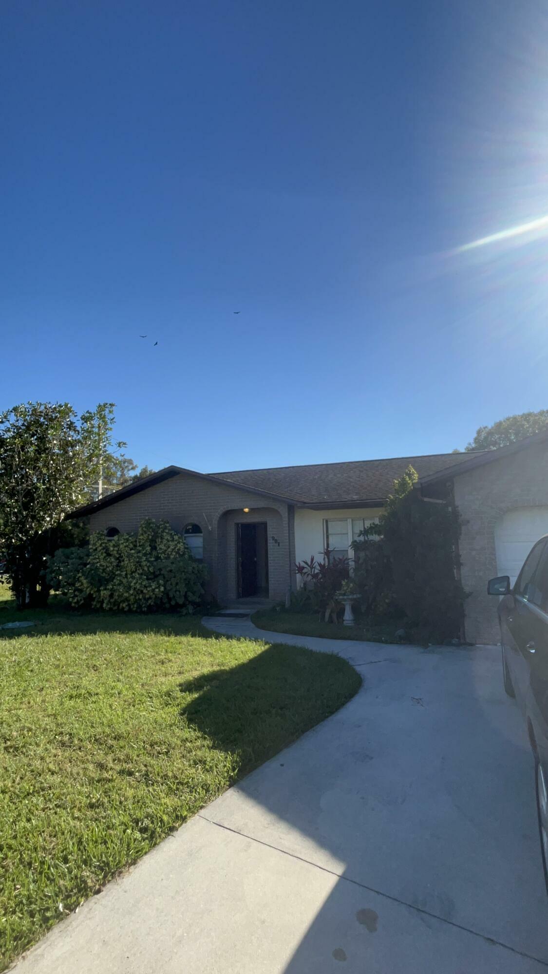 Property Photo:  901 Heron Ave Avenue  FL 34950 