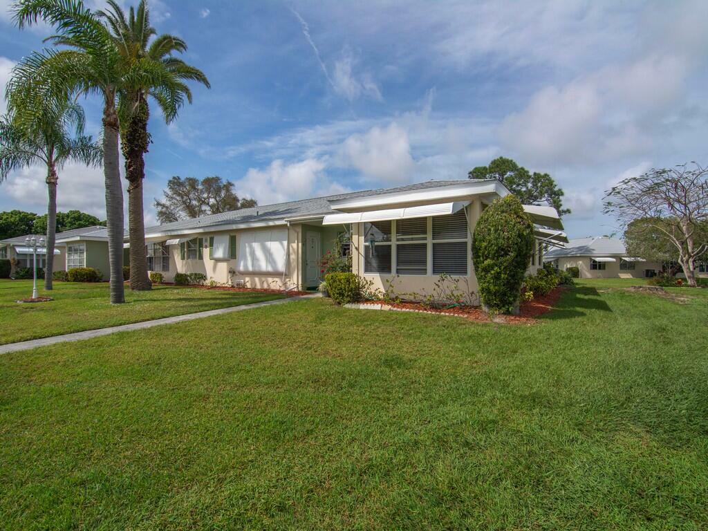 Property Photo:  626 Pines Knoll Drive D  FL 34982 