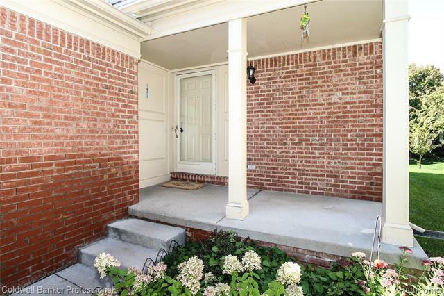 Property Photo:  3110 Village Circle  MI 48108 