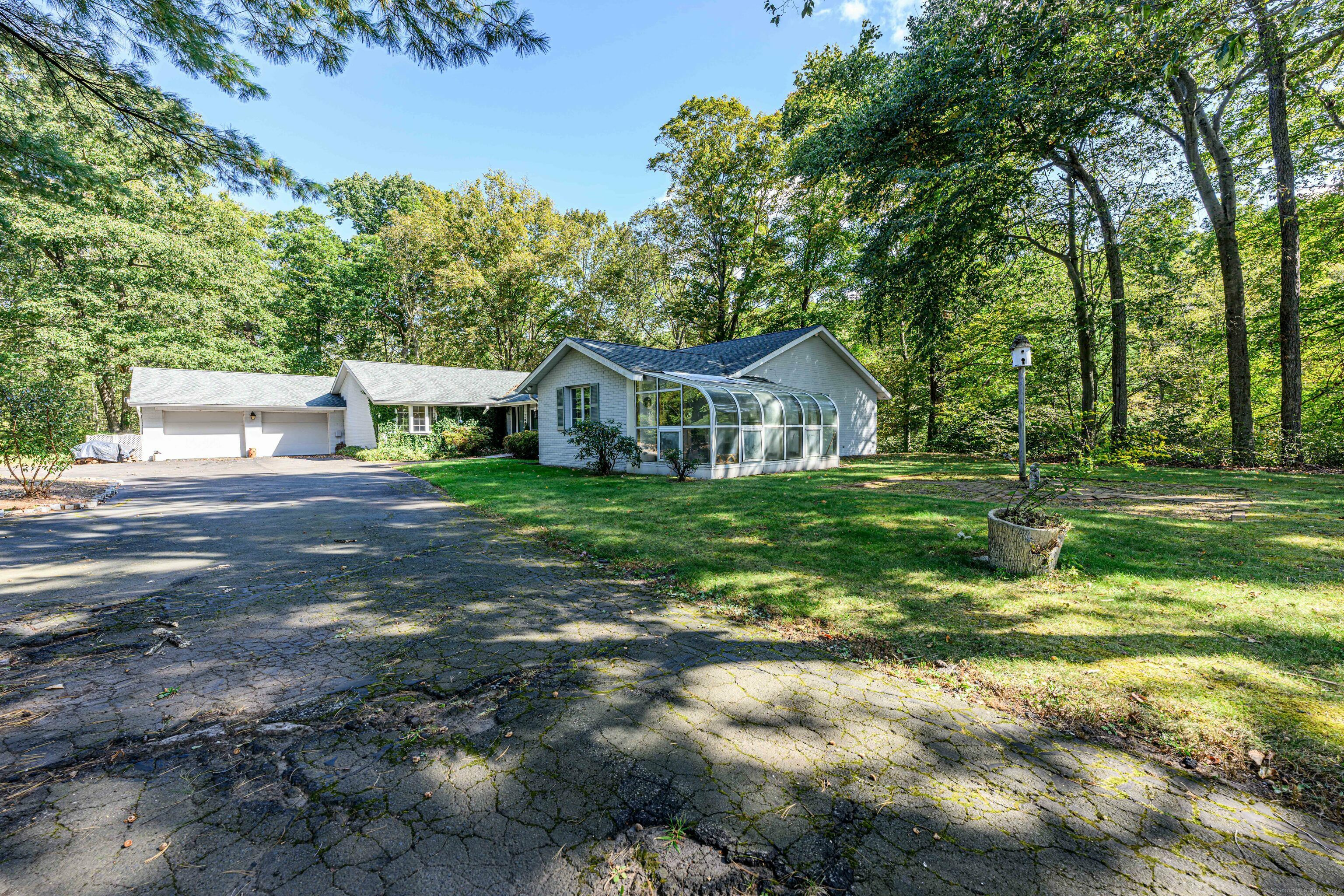 Property Photo:  265 River Road  CT 06518 