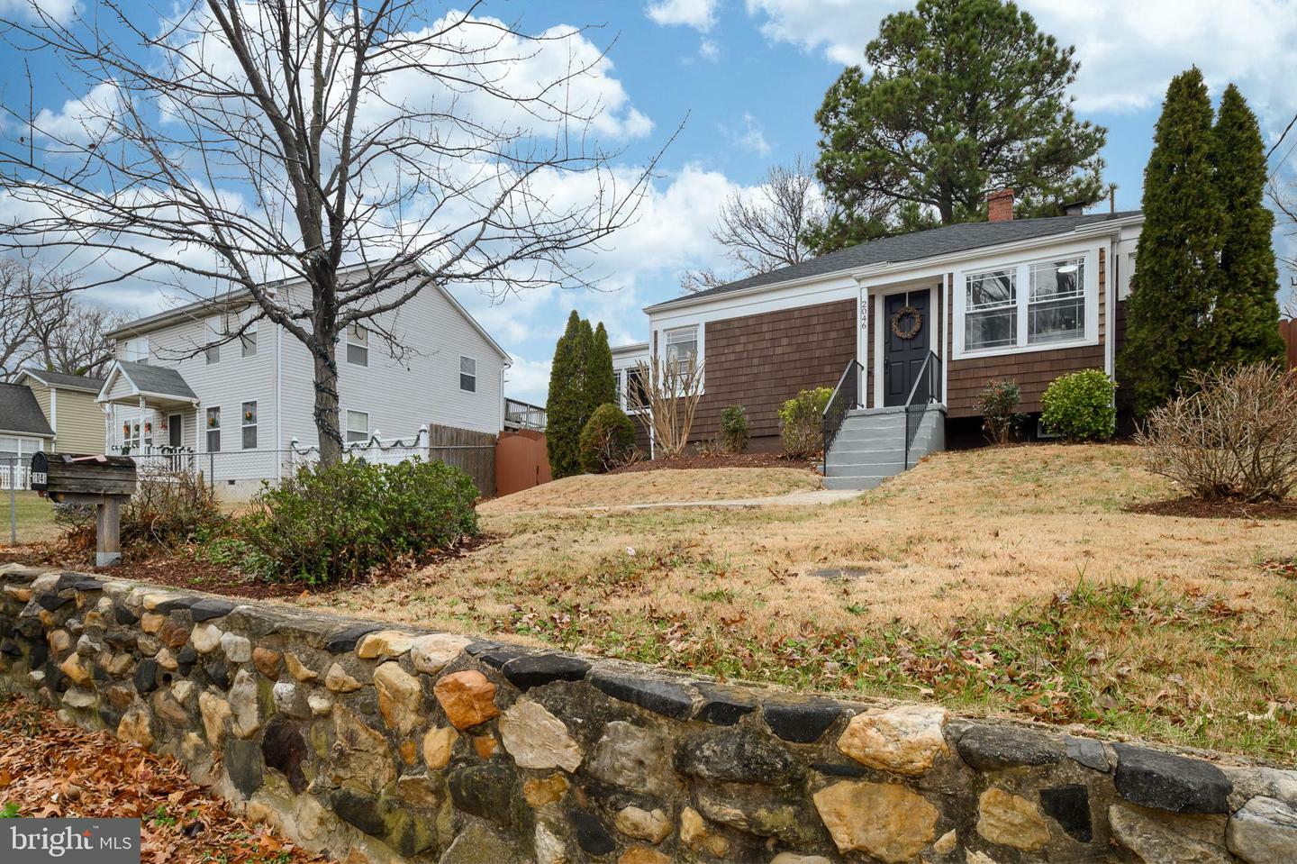 Property Photo:  2046 Forest Drive  MD 21401 