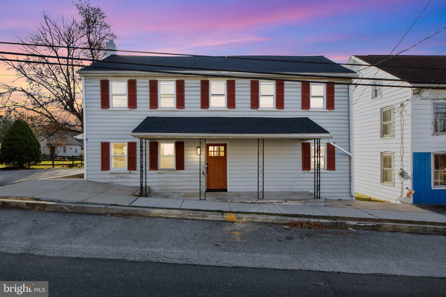 Property Photo:  19 Baltimore St  PA 17362 