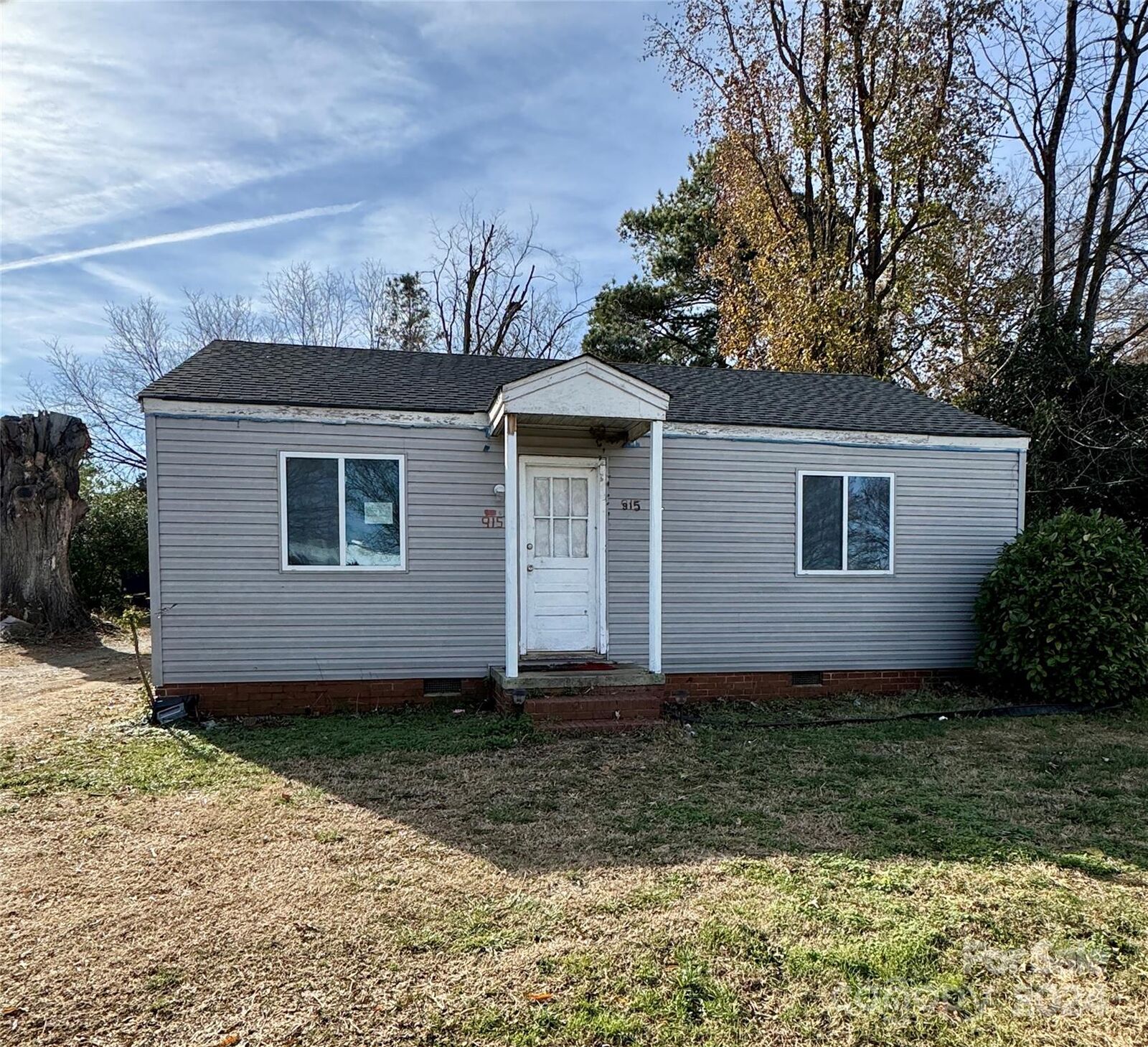 Property Photo: 915 Mt Gallant Road SC 29730