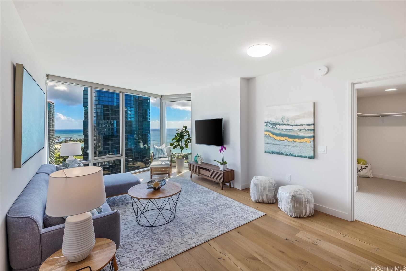 Property Photo: 1001 Queen Street 2602 HI 96814