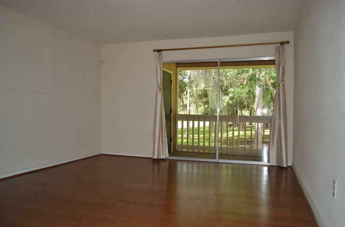 Property Photo:  1810 NW 23rd Boulevard 223  FL 32605 