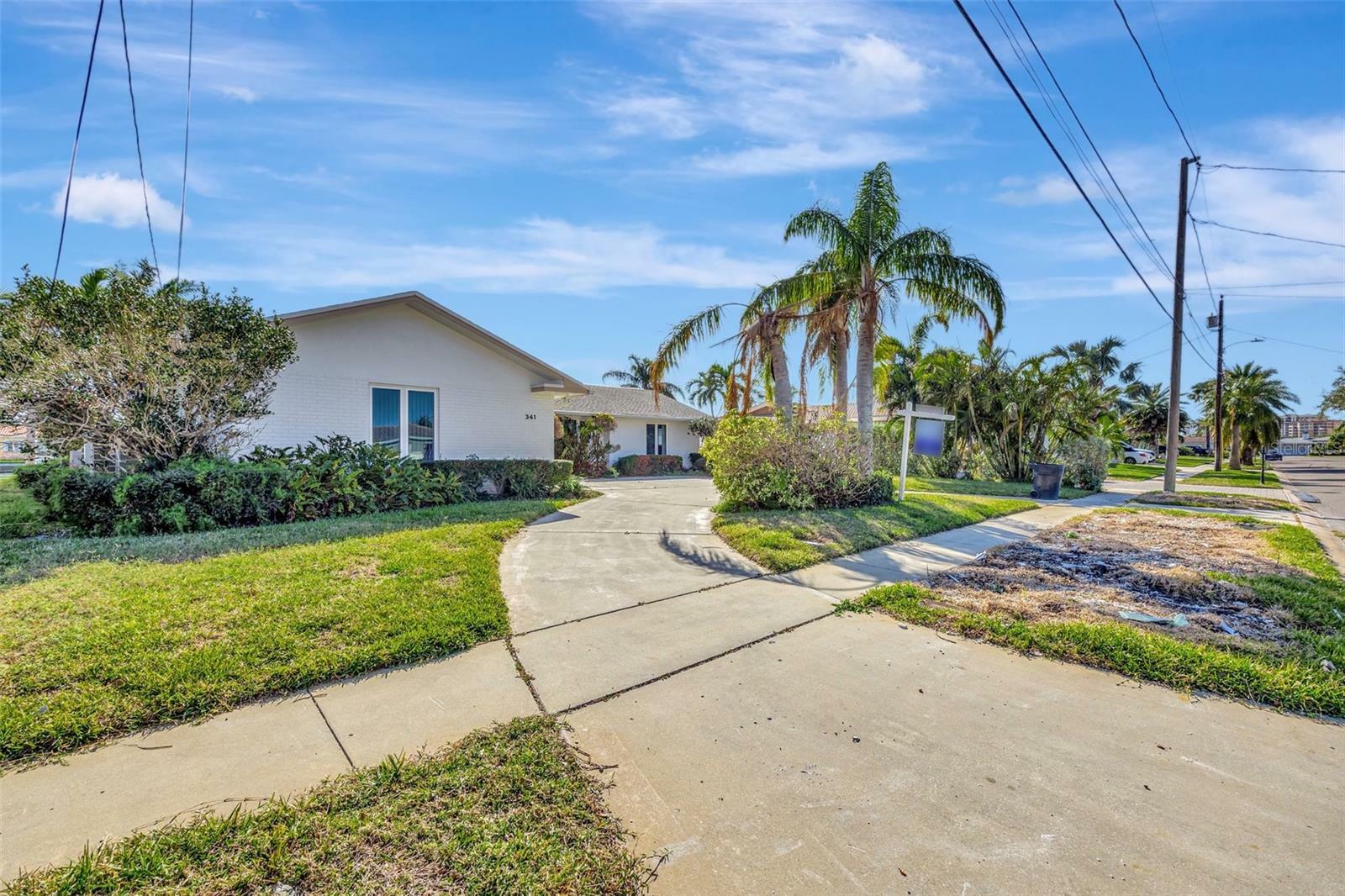 341 Palm Island NE  Clearwater Beach FL 33767 photo